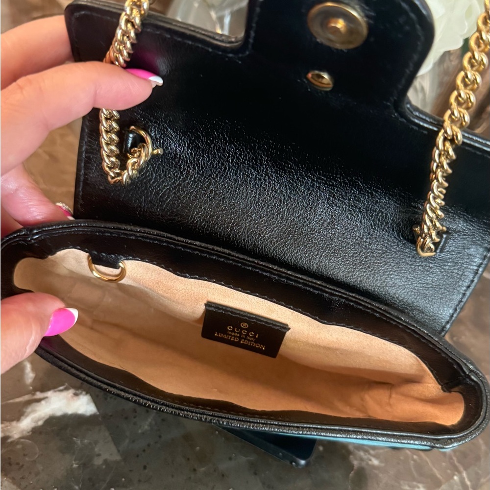 Gucci Mini GG Marmont Calfskin Leather Crossbody shoulder Bag Limited Edition - Picture 15 of 17